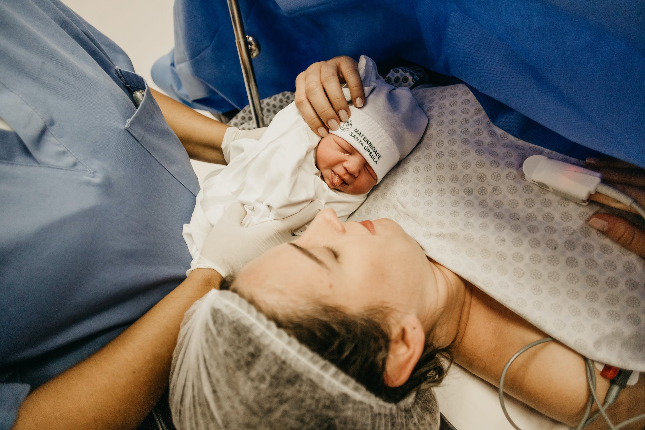 ¿Cómo acreditar la paternidad si el padre ya falleció Colombia?